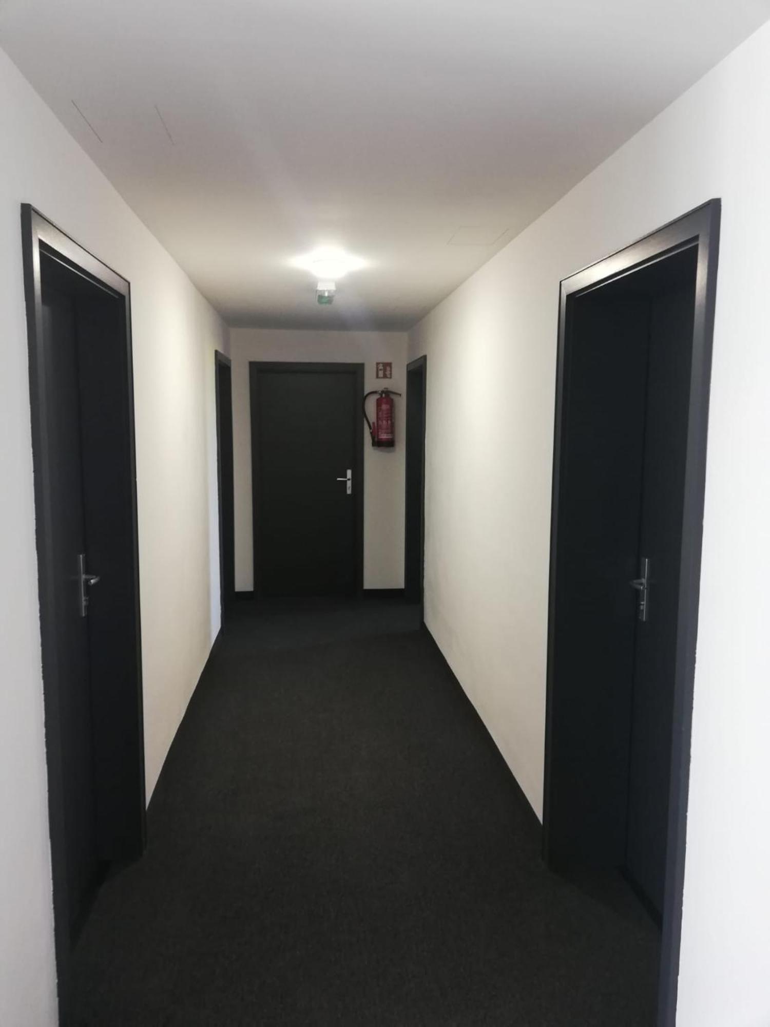 Zzzimple - Staffless & Self Check-In Hotel Pillig Exterior foto